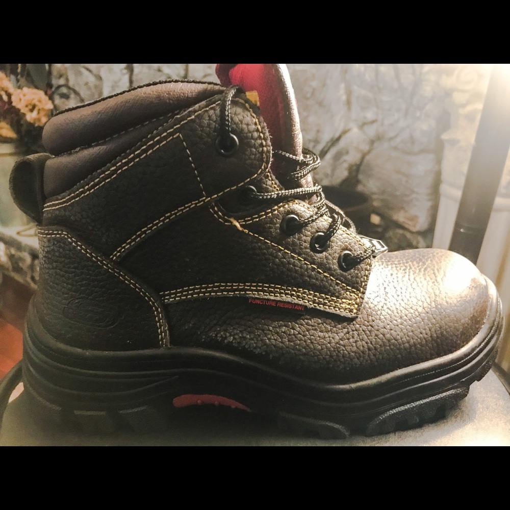 SKETCHERS WORK STEEL TOE MENS SHOE SIZE 7.5